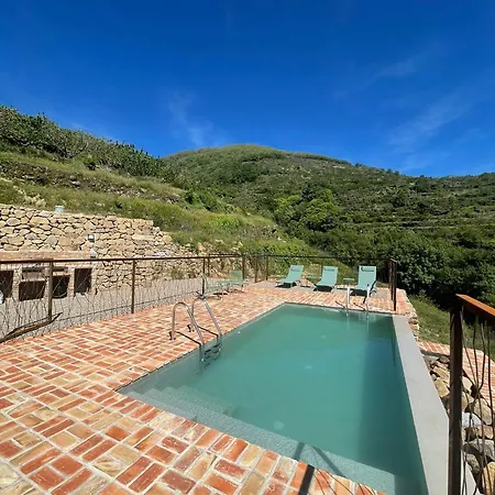 Casa Rural La Garza Y La Paloma Navaconcejo Exterior foto